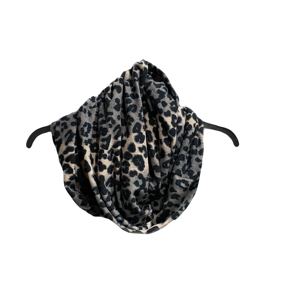 ❤️ LEOPARD BLACK PRINT INFINITY SCARF